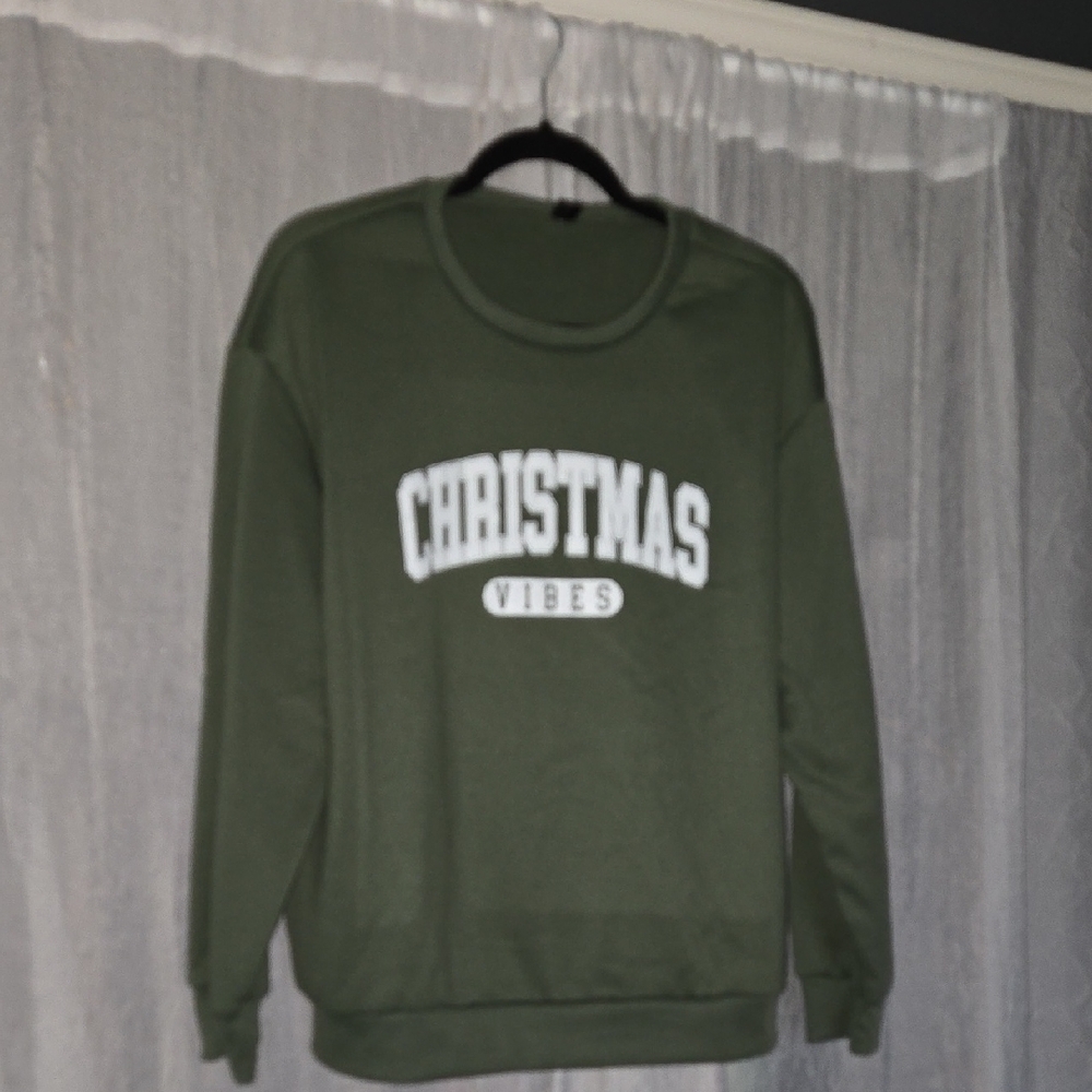 Christmas Vibes Sweatershirt